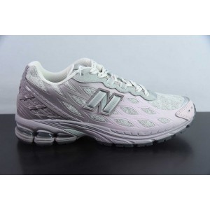 NEW BALANCE SNEAKER