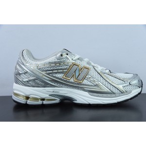 NEW BALANCE SNEAKER