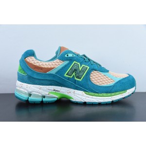 NEW BALANCE SNEAKER