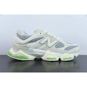 NEW BALANCE SNEAKER