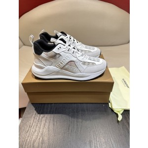 Burberry Sneaker
