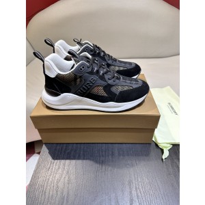 Burberry Sneaker