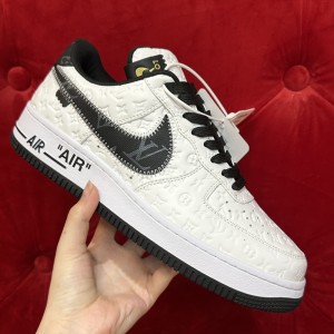 LVT X NIKE AIR FORCE1