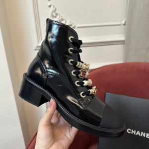 Chanel Sneaker