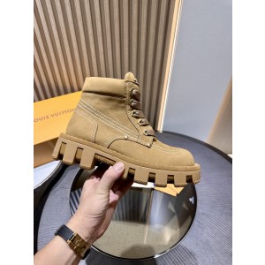LVT BOOTS