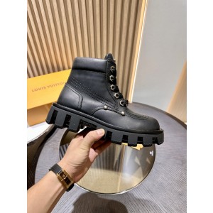 LVT BOOTS