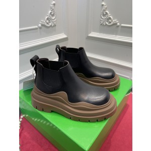 BOTTEGA VENETA SNEAKER