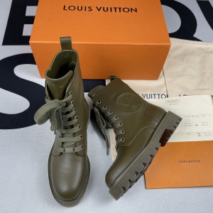 LVT BOOTS