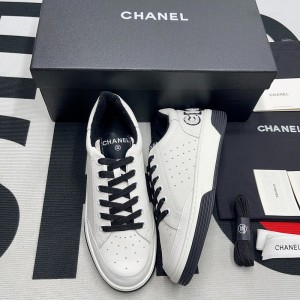 Chanel Sneaker