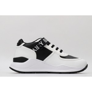 Burberry Sneaker
