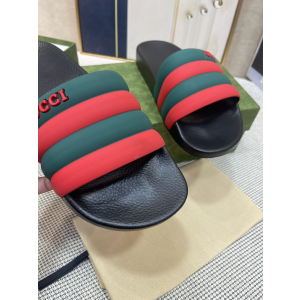 GUCCI SANDALS